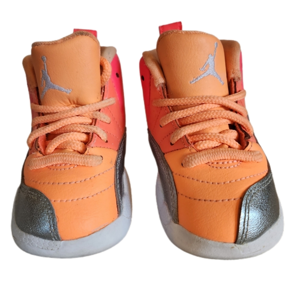 NIKE AIR JORDAN 12 RETRO SUNRISE RACER PINK MANGO 819666-602 SIZE 5C - Picture 5 of 9